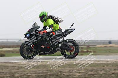 media/Nov-30-2025-TrackDaz (Sun) [[d8b22663df]]/B Group/Session 5 (Wheelie Bump)/